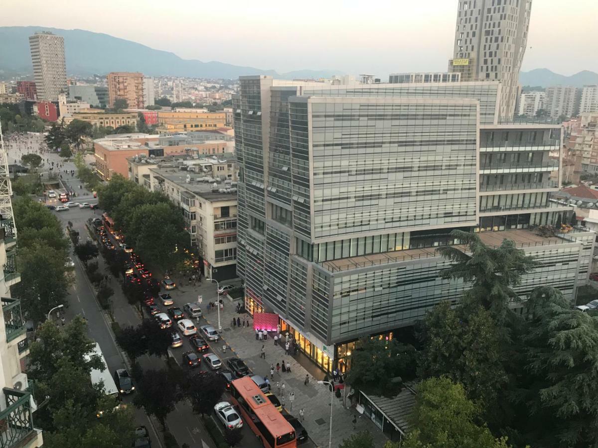 Sun Tower-Center Of Tirana Διαμέρισμα Εξωτερικό φωτογραφία